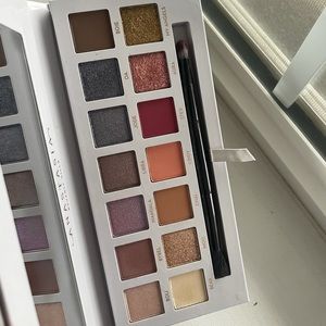 ABH Carli Byble palette